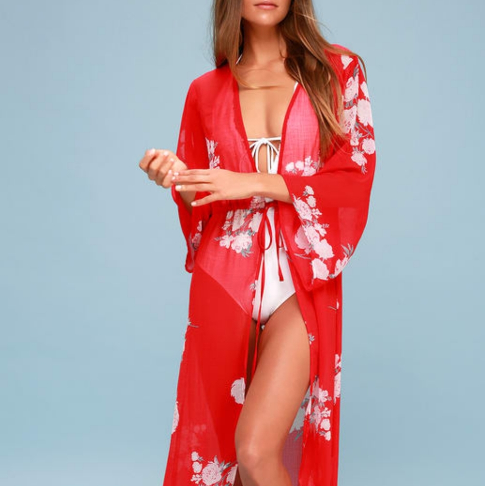 Riviera Roaming Red Floral Print Cover-up